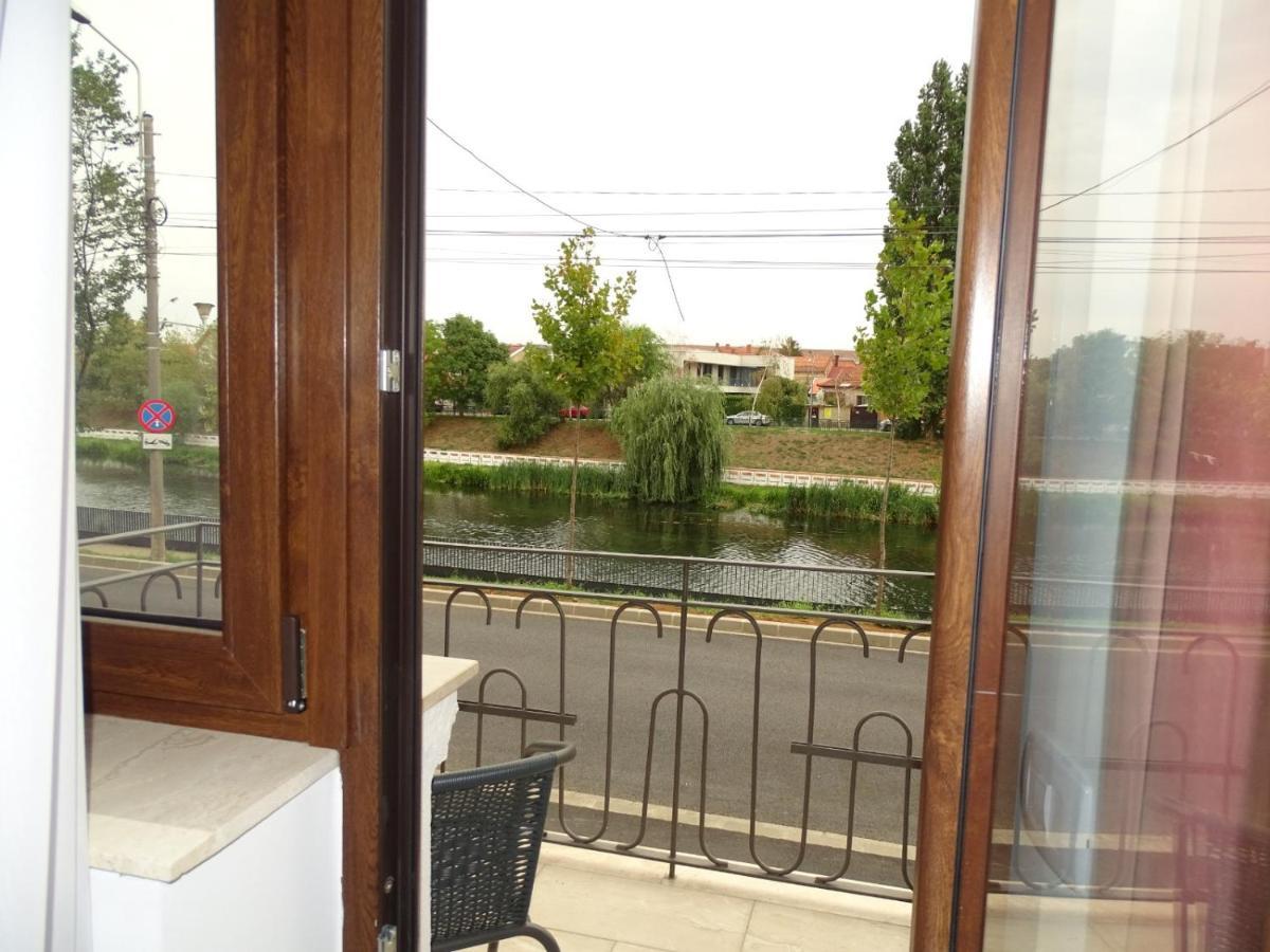 Water Lily Apartment Studio 2 Free Parking- Self Check-In Oradea Eksteriør billede