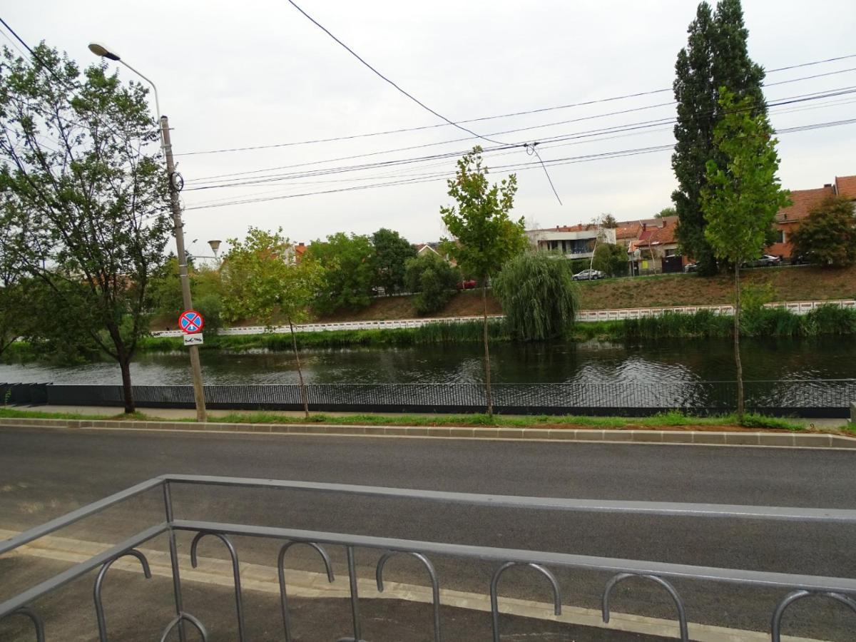 Water Lily Apartment Studio 2 Free Parking- Self Check-In Oradea Eksteriør billede